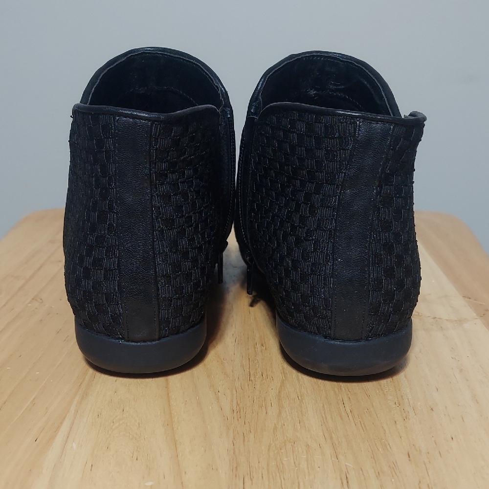 Comfortview Woven Black Ankle Booties Size 10W - Picture 4 of 8